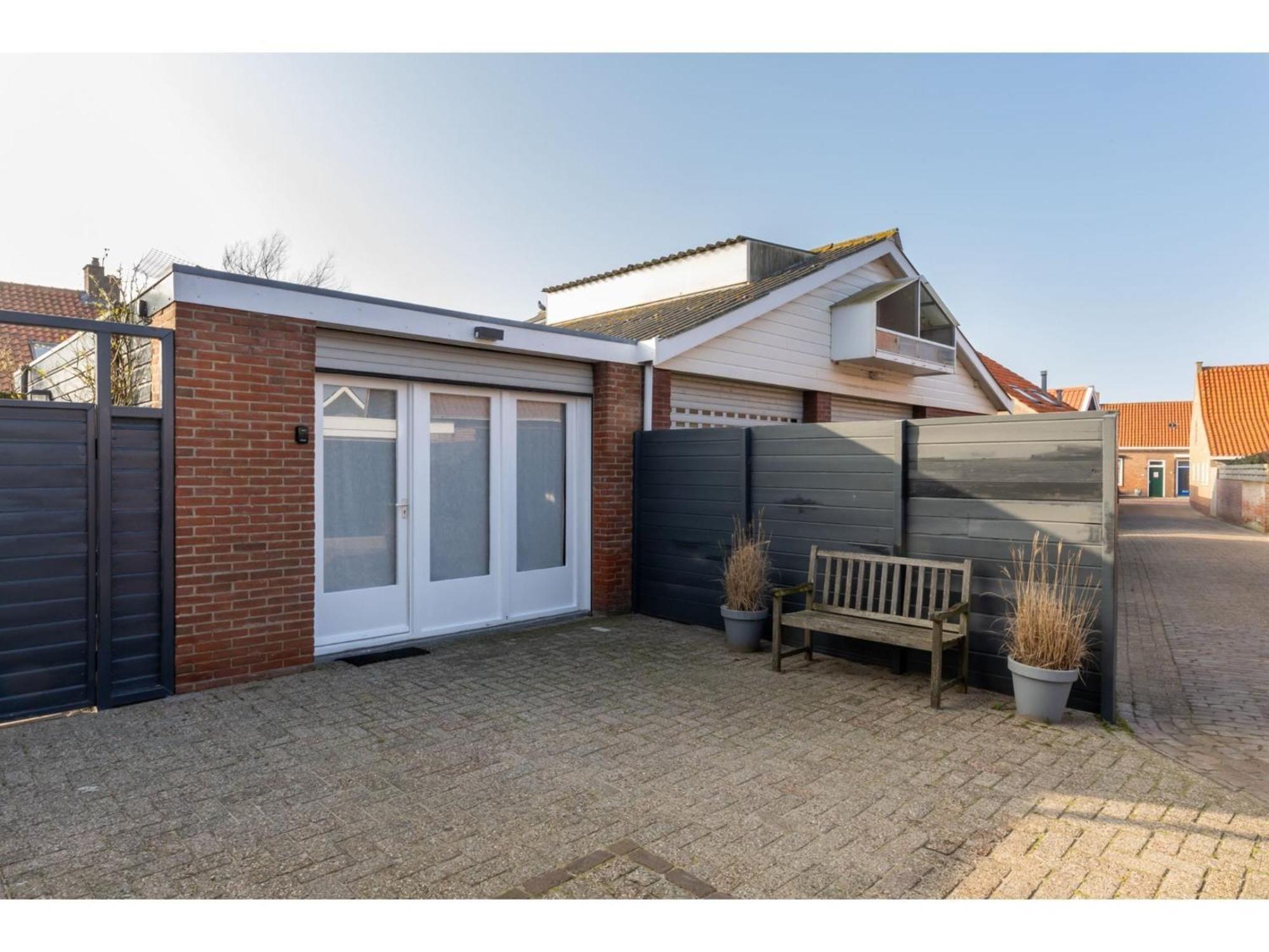 Appartement With Terrace Near The